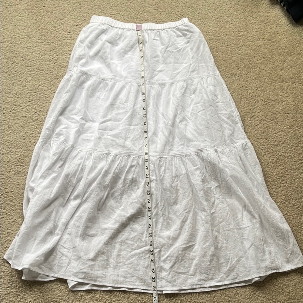 UNIQLO White Tiered Skirt